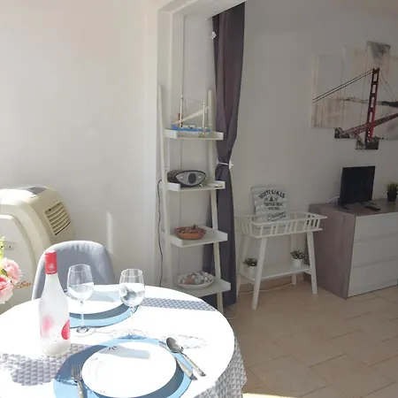 Rnet - 600 Xaloc 08-37 Apartament Roses